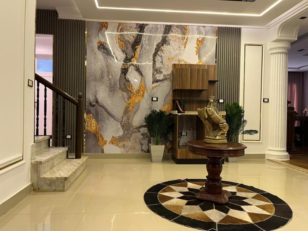 Elegant Duplex With Dar Al-difaa View Apartment Cairo